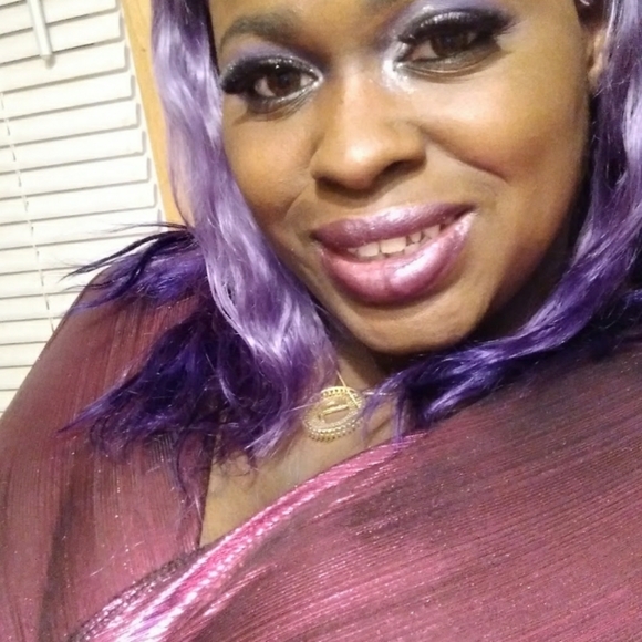 Purple lace front wigs - Picture 2 of 4
